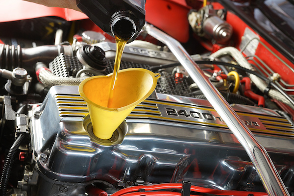 Why You Should Leave Oil Changes to the Professionals